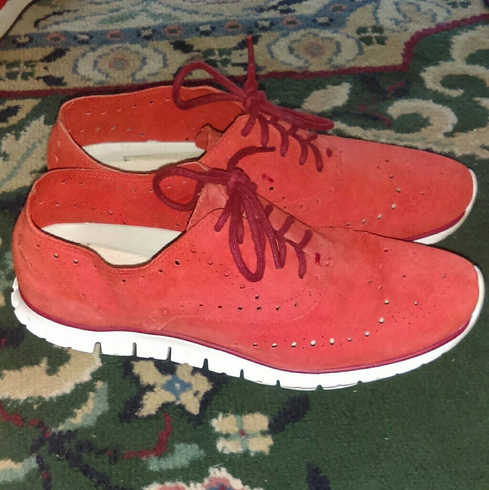 Women's Red Perforated Lace-Up Casual Shoes